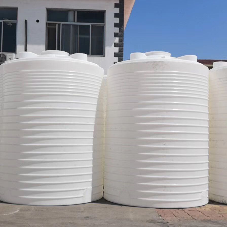 塑料儲(chǔ)罐的安裝